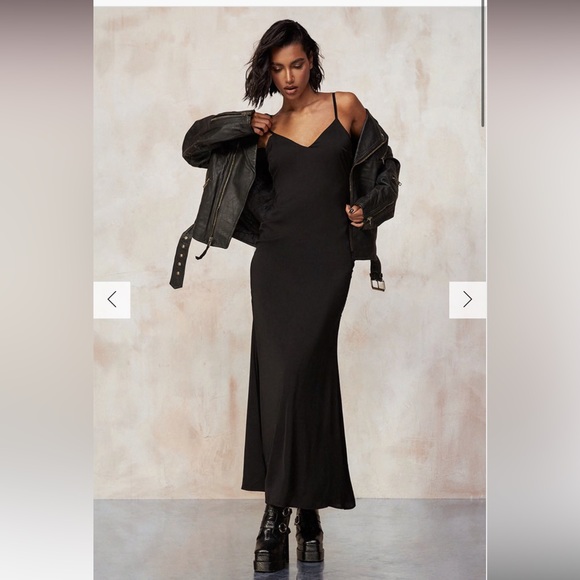 Kourtney kardashian boohoo maxi dress - Picture 2 of 5